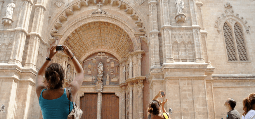 Tour of Palma with visit to cathedral